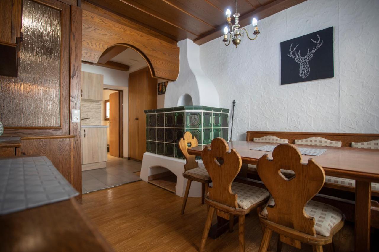 Traditional Old Town Apartment Hall in Tirol Kültér fotó